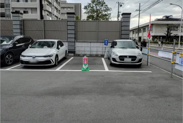 駐車場写真2